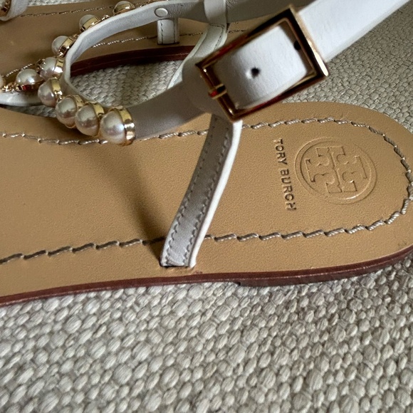 TORY BURCH White Sandals T-Strap Pearls Buckle Womens Size 10 - Picture 5 of 8